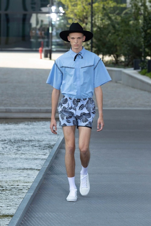 MSGM 2023年春夏メンズコレクション - 人類と自然が調和した「夢の島」コピー MSGM 2023年春夏メンズコレクション - 人類と自然が調和した「夢の島」コピー