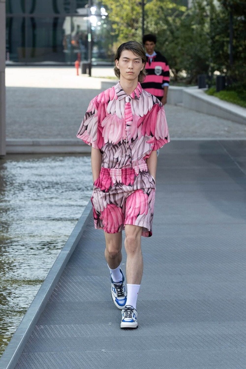 MSGM 2023年春夏メンズコレクション - 人類と自然が調和した「夢の島」コピー MSGM 2023年春夏メンズコレクション - 人類と自然が調和した「夢の島」コピー