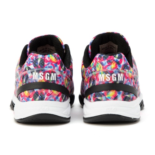 フィラ×MSGM“タイダイ柄”シューズ、Wネーム配したアッパー＆テニスプレイに向けた高機能ソールでコピー