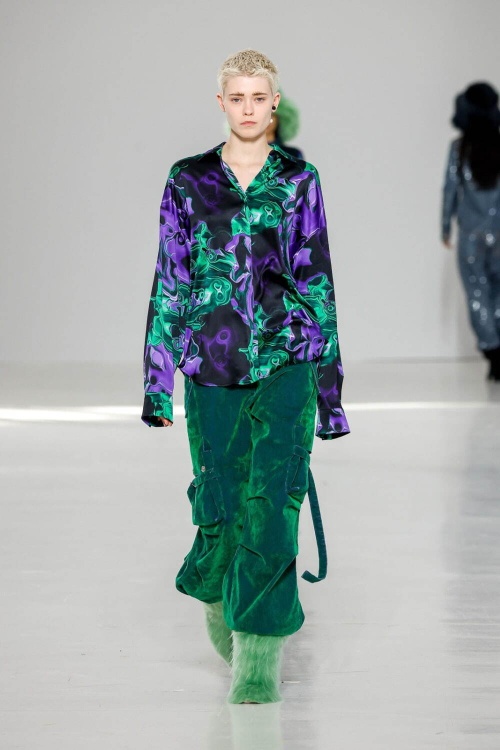 MSGM 2023-24年秋冬ウィメンズコレクション - 移ろう夢に感性をゆだねてコピー MSGM 2023-24年秋冬ウィメンズコレクション - 移ろう夢に感性をゆだねてコピー