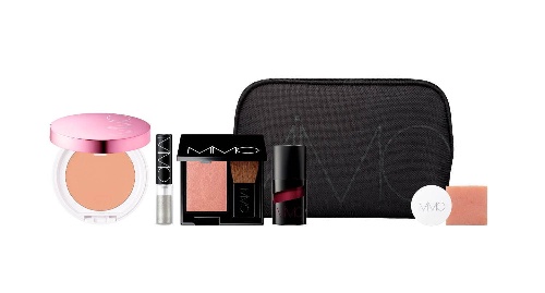 MiMC“満月の煌めき”着想のクリスマスコフレ2020、きらきらシルバーアイシャドウ&艶チークコピー MiMC“満月の煌めき”着想のクリスマスコフレ2020、きらきらシルバーアイシャドウ&艶チークコピー