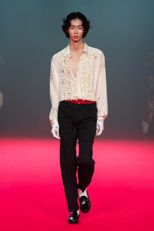 M A S U 2023年春夏コレクション、“マイケル・ジャクソンに着想”自由で美しい祝福をコピー M A S U 2023年春夏コレクション、“マイケル・ジャクソンに着想”自由で美しい祝福をコピー