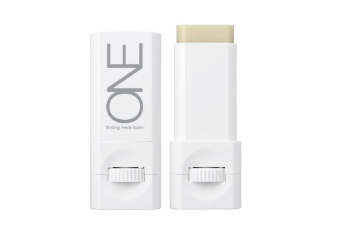 MiMC ONE「スタイリングハーブバーム」直接塗布できる“スティック型”ヘアスタイリングコピー MiMC ONE「スタイリングハーブバーム」直接塗布できる“スティック型”ヘアスタイリングコピー