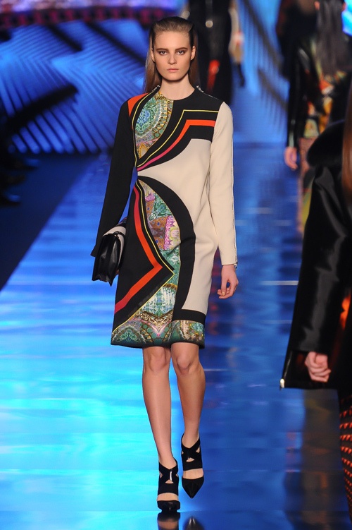 エトロ(ETRO) 2013-14年秋冬コレクション - サイバーにフラッシュする壮麗なペイズリーコピー