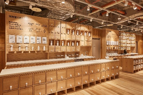 関東最大級の大型路面店「無印良品 板橋南町22」日用品中心の商品＆サービスを提供する“ふだん専門店”コピー
