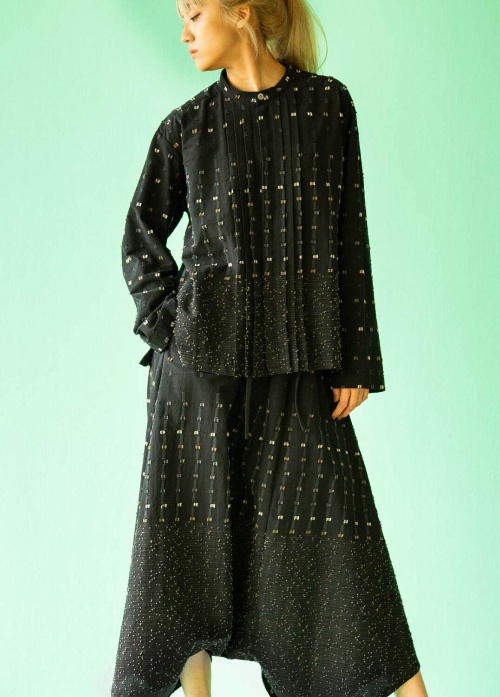 HaaT新作ウェア、ジャガード織“凸凹”セットアップや鳥モチーフの刺繍入りバッグ&ポーチなど コピー HaaT新作ウェア、ジャガード織“凸凹”セットアップや鳥モチーフの刺繍入りバッグ&ポーチなど コピー