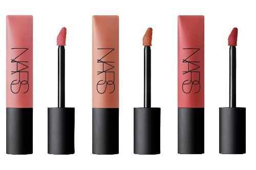 NARS21年秋“空気にキス”されるような軽やかマットリップに新色、上品ローズや鮮烈レッド