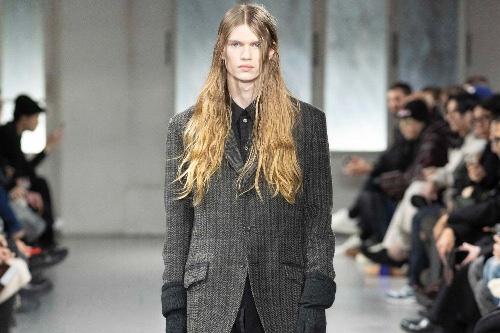 「ワイズ フォー メン」新メンズラインとして始動、テーラードジャケットなど13年ぶりの新作ウェア