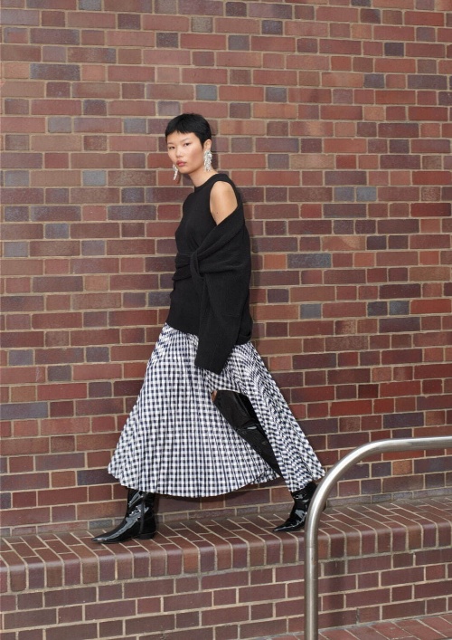 H&M×TOGAウィメンズ全コラボアイテム一挙公開、TOGA過去のヒット商品H&Mコラボで蘇るコピー H&M×TOGAウィメンズ全コラボアイテム一挙公開、TOGA過去のヒット商品H&Mコラボで蘇るコピー