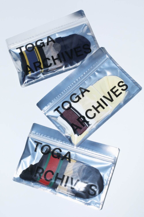 TOGA × タビオのユニセックスソックス、新作ファイヤーパターンやフラワー柄靴下コピー TOGA × タビオのユニセックスソックス、新作ファイヤーパターンやフラワー柄靴下コピー