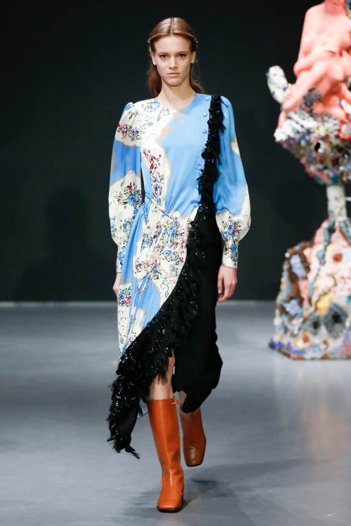 トリー バーチ 2020年秋冬コレクション - “陶器の限界”に挑む、彼女の彫刻に引き込まれてコピー