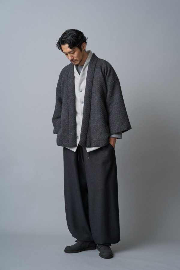 トローヴの浴衣ライン「和ROBE」からウール地の羽織袴や中綿入りどてら型ブルゾンコピー トローヴの浴衣ライン「和ROBE」からウール地の羽織袴や中綿入りどてら型ブルゾンコピー
