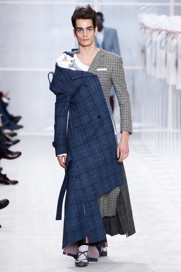 トム ブラウン 2019-20年秋冬メンズコレクション - 男女の既成概念を超えたウエストのくびれコピー トム ブラウン 2019-20年秋冬メンズコレクション - 男女の既成概念を超えたウエストのくびれコピー