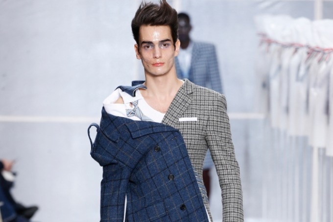 トム ブラウン 2019-20年秋冬メンズコレクション - 男女の既成概念を超えたウエストのくびれ