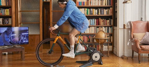「トッズ T バイク」コルナゴ×トッズの高性能自転車、レザー胸ポケット付きウインドブレーカーもコピー 「トッズ T バイク」コルナゴ×トッズの高性能自転車、レザー胸ポケット付きウインドブレーカーもコピー