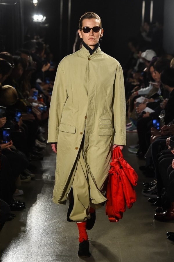 ディガウェル 2018-19年秋冬コレクション - 現在進行形の“リアリティ”は歩んできた道の上にコピー ディガウェル 2018-19年秋冬コレクション - 現在進行形の“リアリティ”は歩んできた道の上にコピー