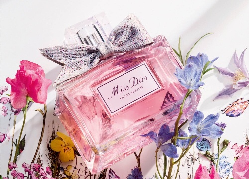 クリスマスプレゼント2021、彼女に贈る“憧れブランド”コスメ&アクセサリー【予算5000円~】コピー クリスマスプレゼント2021、彼女に贈る“憧れブランド”コスメ&アクセサリー【予算5000円~】コピー