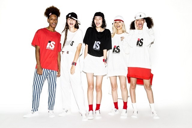 ツモリチサトの前身「I.S.」ラフォーレ原宿の限定ショップで復活、80年代風のTシャツやブルゾンなどコピー