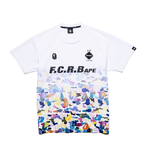 ソフ×ア ベイシング エイプ初コラボ「F.C.R.BAPE」"ベイプカモ"のフットボールウェアコピー