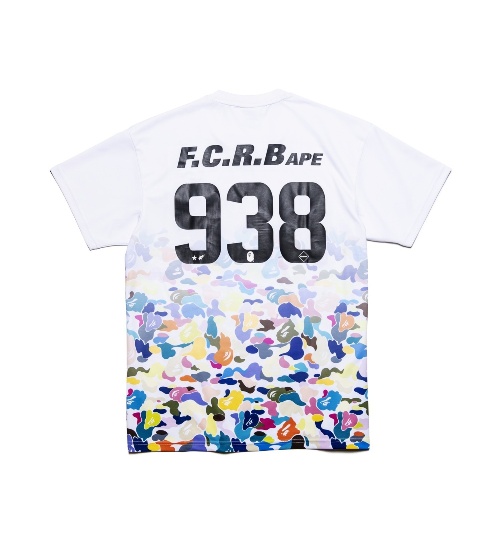 ソフ×ア ベイシング エイプ初コラボ「F.C.R.BAPE」"ベイプカモ"のフットボールウェアコピー