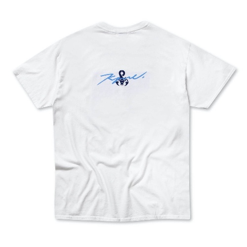 ソフ×キネのTシャツ&パーカー、ミヤシタパークを背景にした“キネ ガール”&ロゴを配してコピー ソフ×キネのTシャツ&パーカー、ミヤシタパークを背景にした“キネ ガール”&ロゴを配してコピー