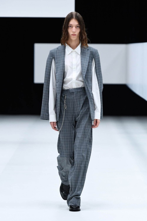 ミスター・ジェントルマン 2020年春夏コレクション - ナチュラルな肌見せを叶える紳士服コピー ミスター・ジェントルマン 2020年春夏コレクション - ナチュラルな肌見せを叶える紳士服コピー
