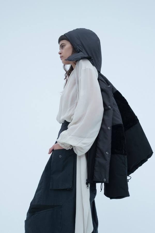 ZUCCa 2018-19年秋冬コレクション - 着る人に寄り添うクリーンな造形美コピー ZUCCa 2018-19年秋冬コレクション - 着る人に寄り添うクリーンな造形美コピー