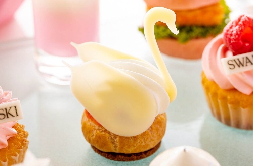 コンラッド東京×スワロフスキーのアフタヌーンティー、クリスタル&ジュエリー着想のスイーツやセイボリーコピー コンラッド東京×スワロフスキーのアフタヌーンティー、クリスタル&ジュエリー着想のスイーツやセイボリーコピー
