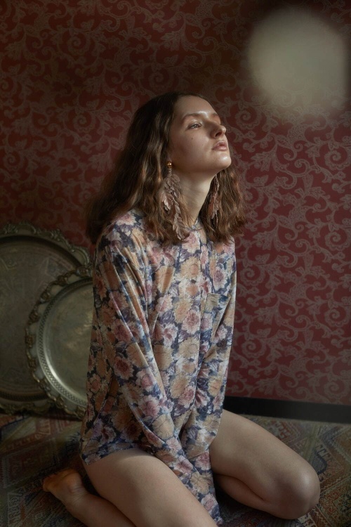 フミエ タナカの“ヴィンテージ風”花柄シアートップス&新色メッシュTシャツ、ステュディオス限定でコピー フミエ タナカの“ヴィンテージ風”花柄シアートップス&新色メッシュTシャツ、ステュディオス限定でコピー