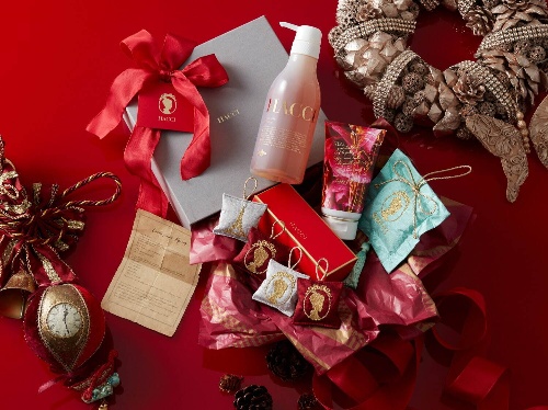 HACCI21年クリスマスコフレ、はちみつ化粧水やボディクリーム入りスキンケア&ボディケアキットコピー HACCI21年クリスマスコフレ、はちみつ化粧水やボディクリーム入りスキンケア&ボディケアキットコピー