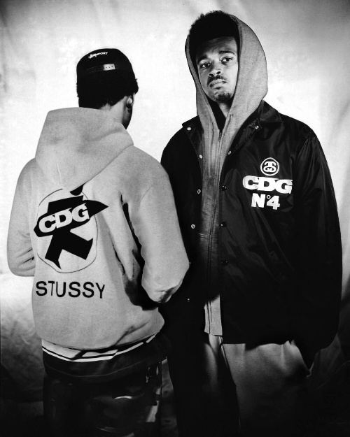 コム デ ギャルソンのCDG&ステューシー新作、ロゴ入り白黒Tシャツやコーチジャケットコピー コム デ ギャルソンのCDG&ステューシー新作、ロゴ入り白黒Tシャツやコーチジャケットコピー