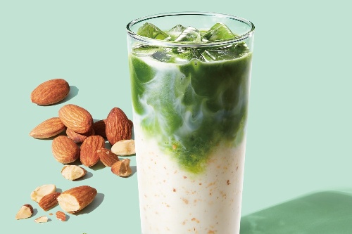 スターバックス ティー ＆ カフェ夏の新作「抹茶 ＆ クラッシュ アーモンドミルク ティー ラテ」