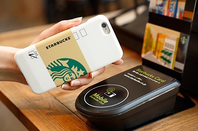 iPhoneケース型スターバックス カード「スターバックス タッチ」新発売
