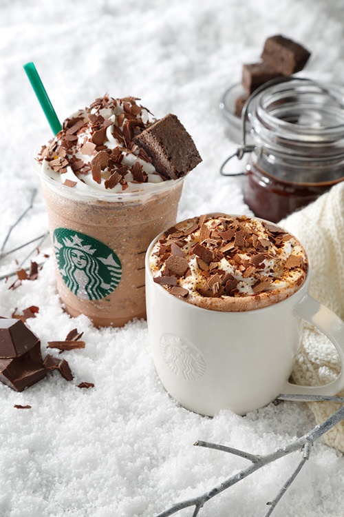 スターバックスから新作「チョコラティ クランブル ココ」限定発売、フラペチーノもコピー
