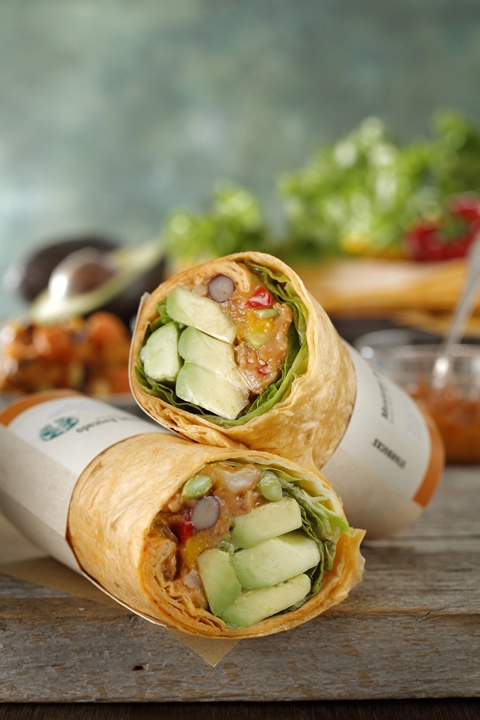 スターバックスの新サラダラップ3種 - 野菜を一気に12品目摂れるメニューもコピー