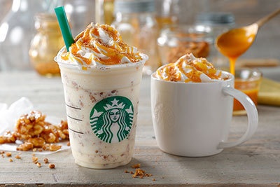 スターバックスから季節限定「ゴールデン メイプル フラペチーノ with キャンディ ウォルナッツ」