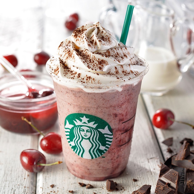 スタバの新作「チェリー＆チョコレート チップ フラペチーノ」チェリーの果肉がたっぷりコピー