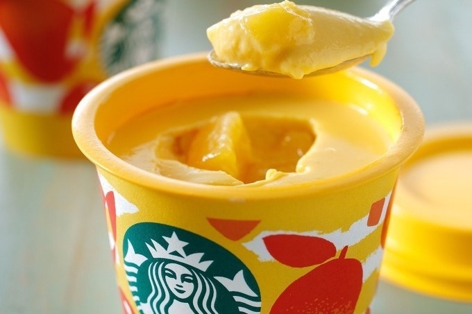スタバの新プリン「マンゴー＆パッションフルーツプリン」