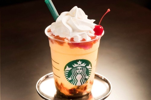 スターバックス「プリン アラモード フラペチーノ」限定発売、ほろ苦カラメルソース＆真っ赤なチェリー