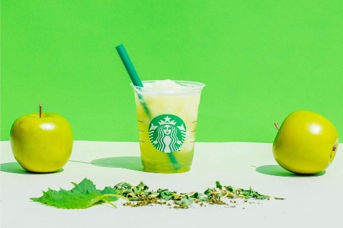 スターバックス「ティバーナ フローズン ティー」新作、煎茶×グリーンアップルフローズンの爽やかな風味