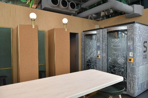 スターバックス、JR山手線新駅「高輪ゲートウェイ駅」に一人使いやビジネス利用に特化した新店舗コピー スターバックス、JR山手線新駅「高輪ゲートウェイ駅」に一人使いやビジネス利用に特化した新店舗コピー