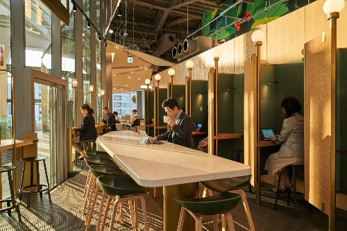 スターバックス、JR山手線新駅「高輪ゲートウェイ駅」に一人使いやビジネス利用に特化した新店舗コピー スターバックス、JR山手線新駅「高輪ゲートウェイ駅」に一人使いやビジネス利用に特化した新店舗コピー