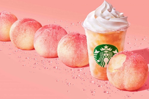 スターバックスの「ジューシー ピーチ フラペチーノ」果肉たっぷり！“桃をまるかじり”するような新作