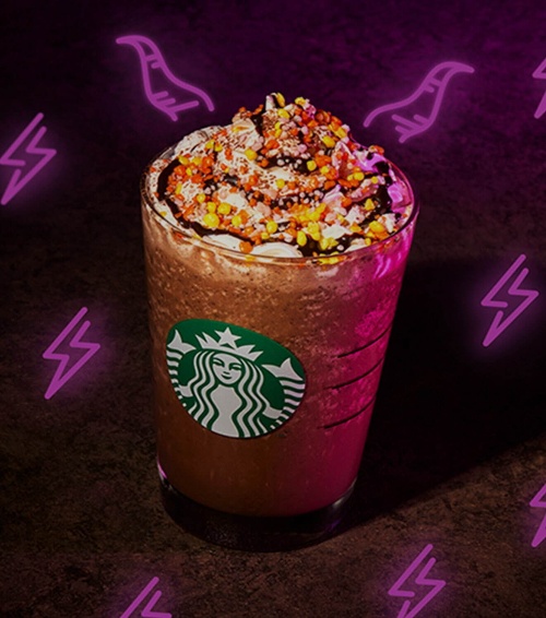 スタバのハロウィン限定フラペチーノカスタム、抹茶クリームやダークモカチップなど人気メニューをベースにコピー スタバのハロウィン限定フラペチーノカスタム、抹茶クリームやダークモカチップなど人気メニューをベースにコピー