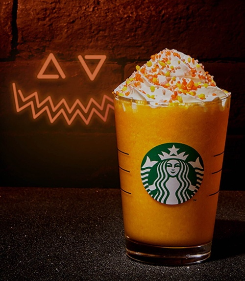 スタバのハロウィン限定フラペチーノカスタム、抹茶クリームやダークモカチップなど人気メニューをベースにコピー スタバのハロウィン限定フラペチーノカスタム、抹茶クリームやダークモカチップなど人気メニューをベースにコピー