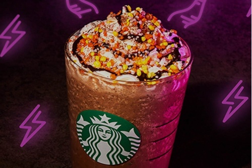 スタバのハロウィン限定フラペチーノカスタム、抹茶クリームやダークモカチップなど人気メニューをベースに