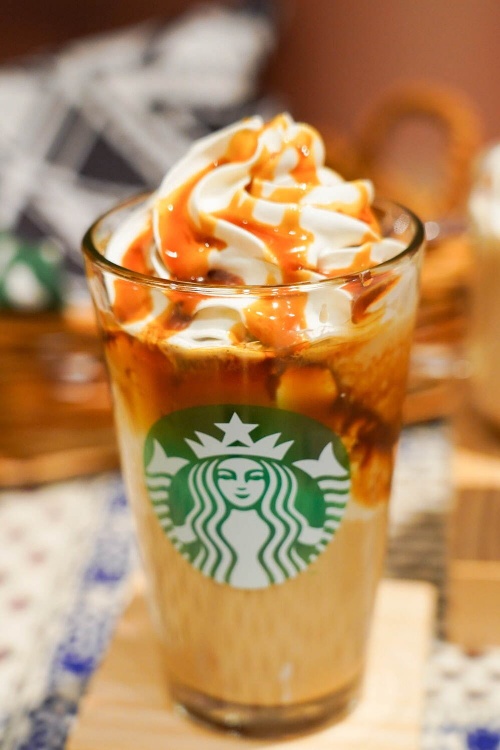 スタバの新作ドリンク「ほうじ茶 meets キャラメル クリーム フラペチーノ/ティーラテ」コピー スタバの新作ドリンク「ほうじ茶 meets キャラメル クリーム フラペチーノ/ティーラテ」コピー