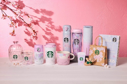 スタバ「SAKURAシリーズ」22年の新作グッズ、満開に咲く桜を描いたタンブラーや桜型マグコピー スタバ「SAKURAシリーズ」22年の新作グッズ、満開に咲く桜を描いたタンブラーや桜型マグコピー