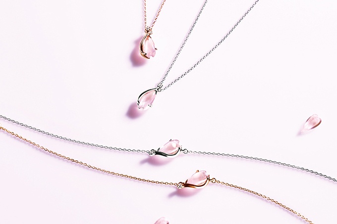 スタージュエリーから、桜をモチーフにした春限定ネックレス＆ブレスレットコピー