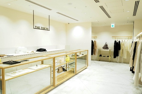 表参道ヒルズのリニューアル、日本本格初上陸のヴァレンティノ ビューティなど全16店舗コピー 表参道ヒルズのリニューアル、日本本格初上陸のヴァレンティノ ビューティなど全16店舗コピー